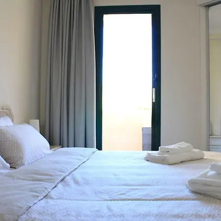 Urbanizacion El Manantial En Santa Maria Golf Elviria Apartment Marbella